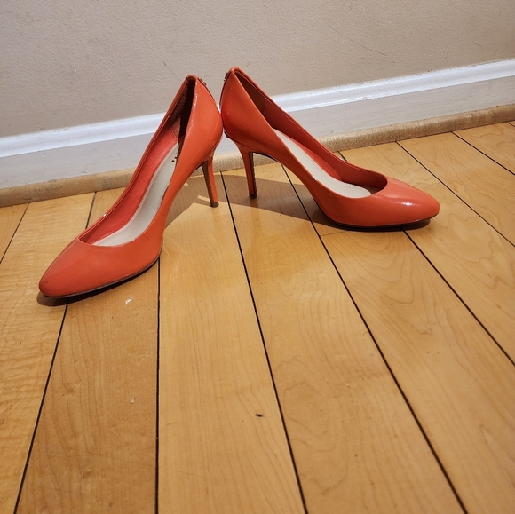 COACH Nala Coral Pumps - Picture 3 of 12